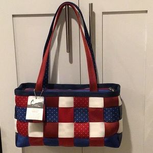 Harvey’s seatbelt bag